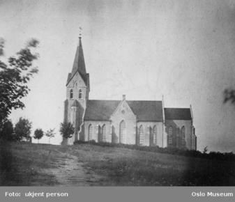 Østre Aker kirke ca 1880 Foto:ukjent