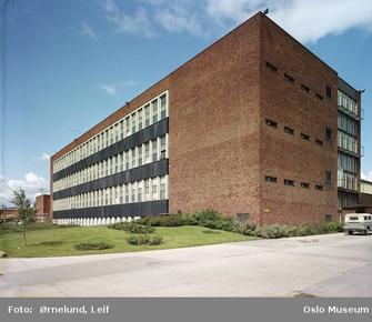 Standard telefon-og kabelfabrikk 1965 kontorbygning