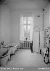 Dedichens klinikk Tvetenveien Alnabru ant.1927 bad